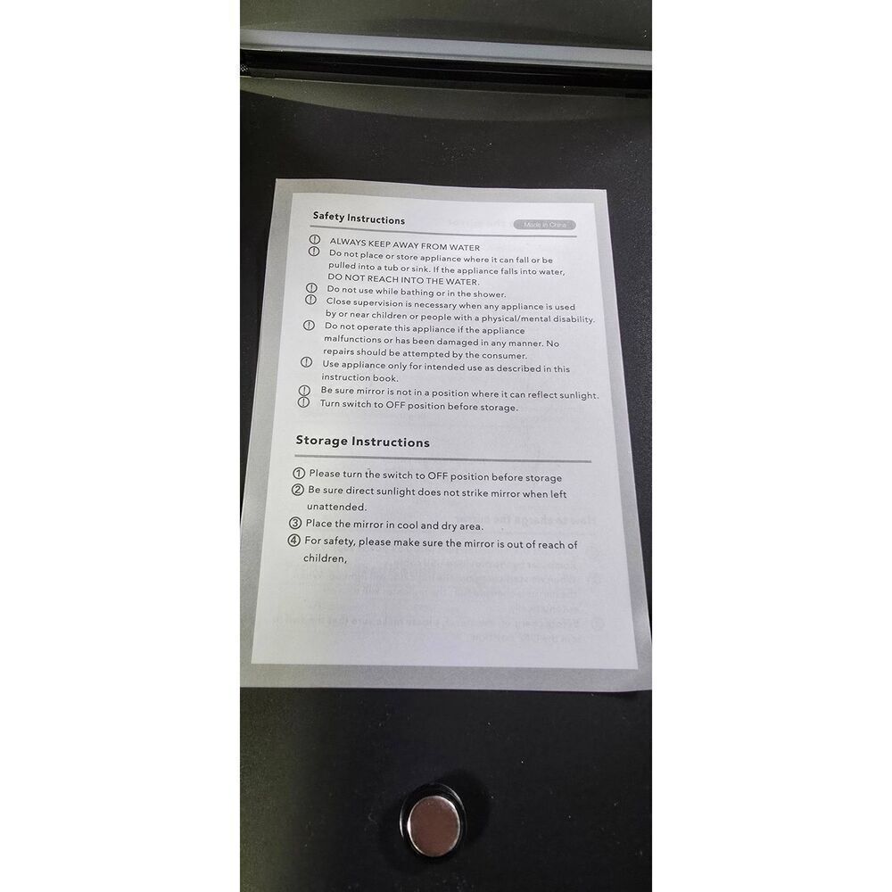 DeWEISN Rechargeable Pad LED Makeup Mirror - Picture 5 of 6